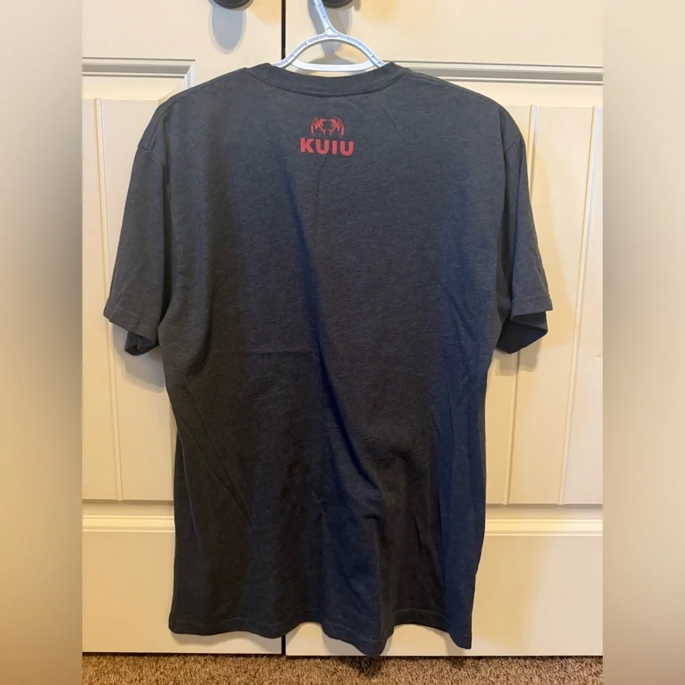 KUIU Men's Charcoal Ultralight Hunting Tee - Picture 2 of 3